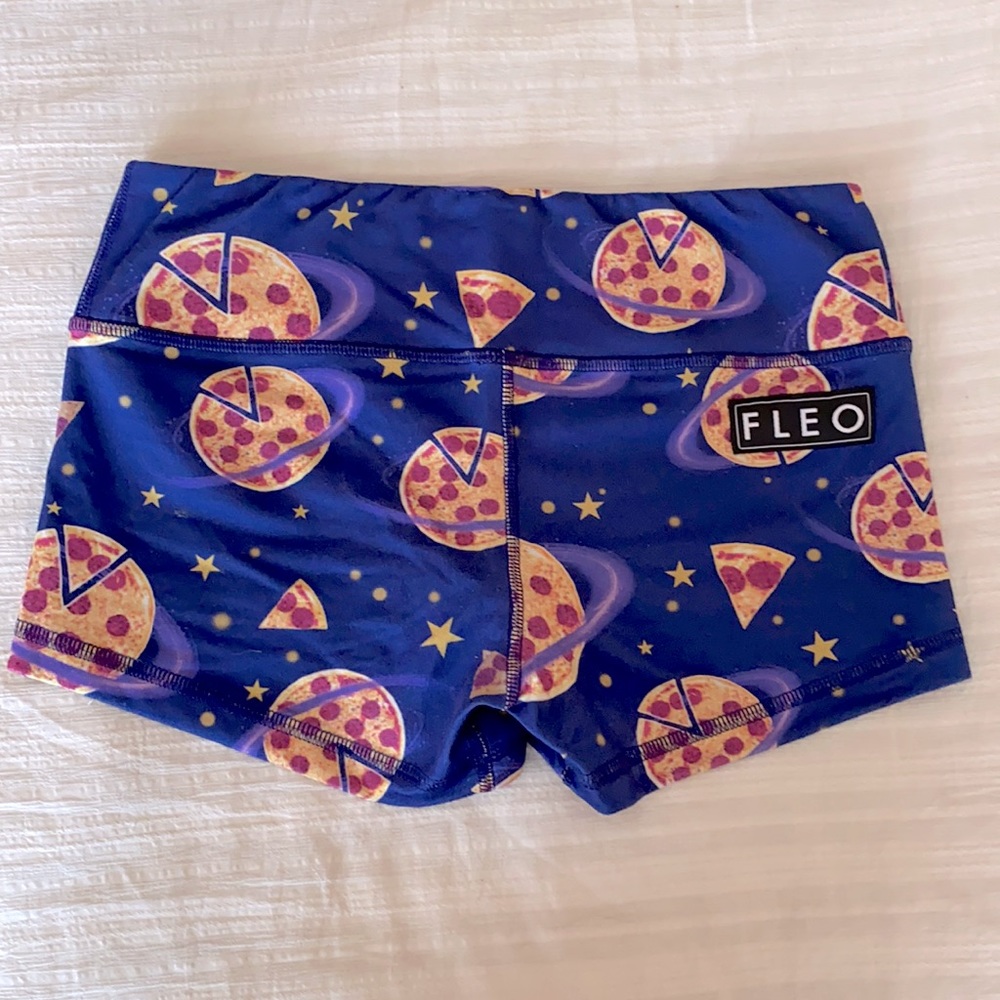 Fleo pizza OG shorts